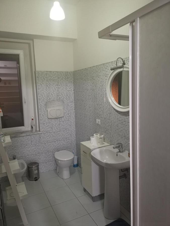Centrum Rooms กาญารี ภายนอก รูปภาพ